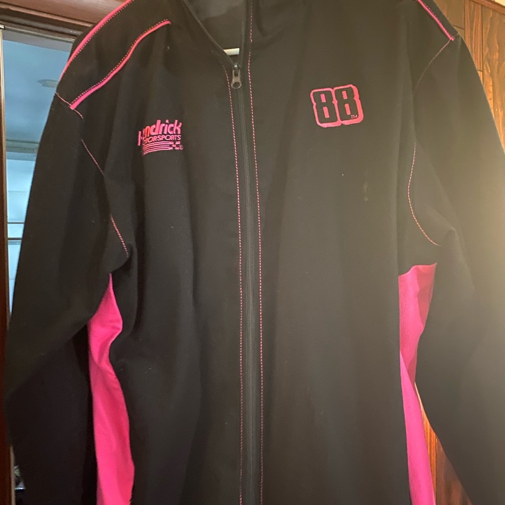 listing-status-banner